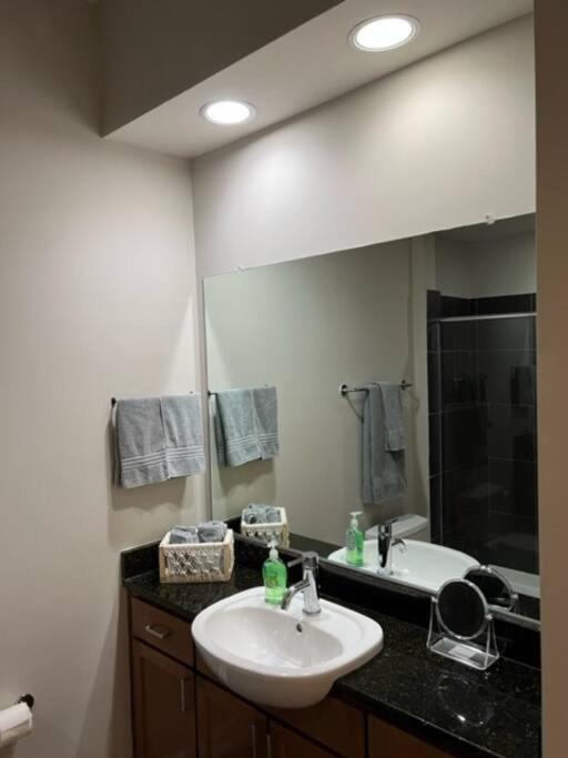 Townhouse In Uptown King Bed-Wi-Fi-Free Parking-Pool Charlotte Exterior foto