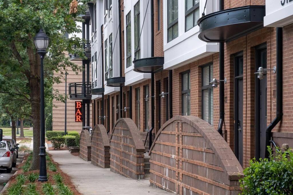Townhouse In Uptown King Bed-Wi-Fi-Free Parking-Pool Charlotte Exterior foto